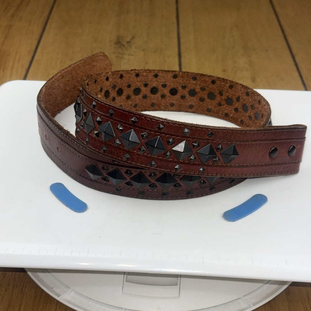 AFFLICTION - LIVE FAST  Vintage‎ Square Studded Leather Belt M